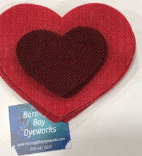 Load image into Gallery viewer, Hearts Die Cut Wool Pieces
